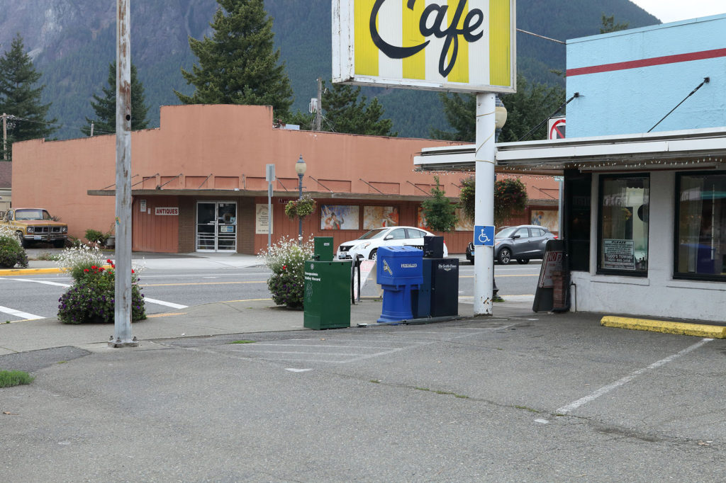 Twin Peaks Film Location - Twede's Cafe