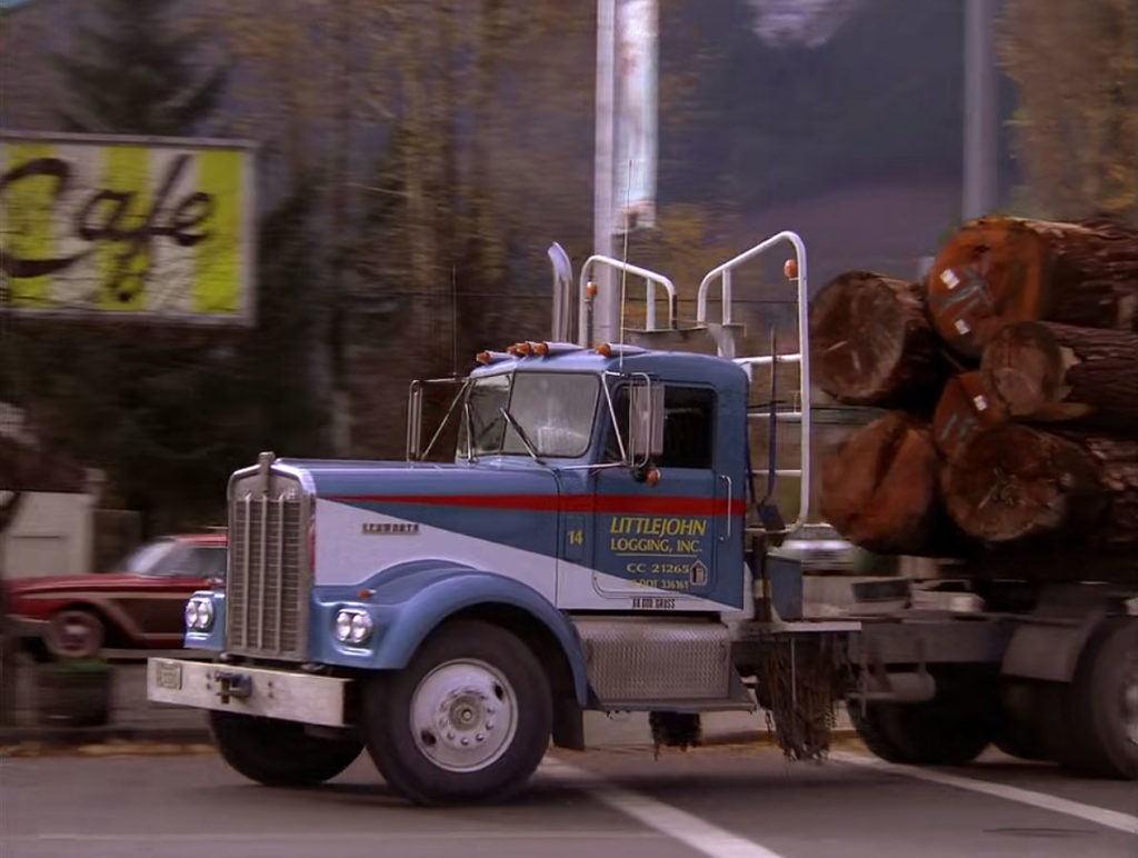 Logging truck from Episode 2001