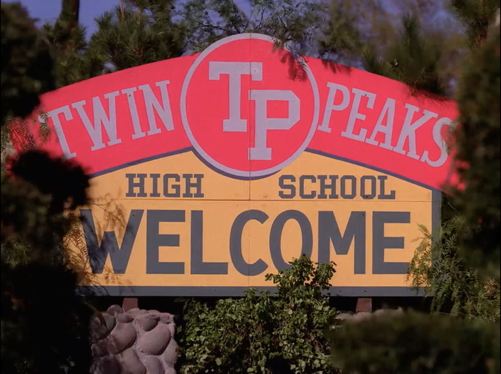Twin Peaks High School Field in Episode 2010.