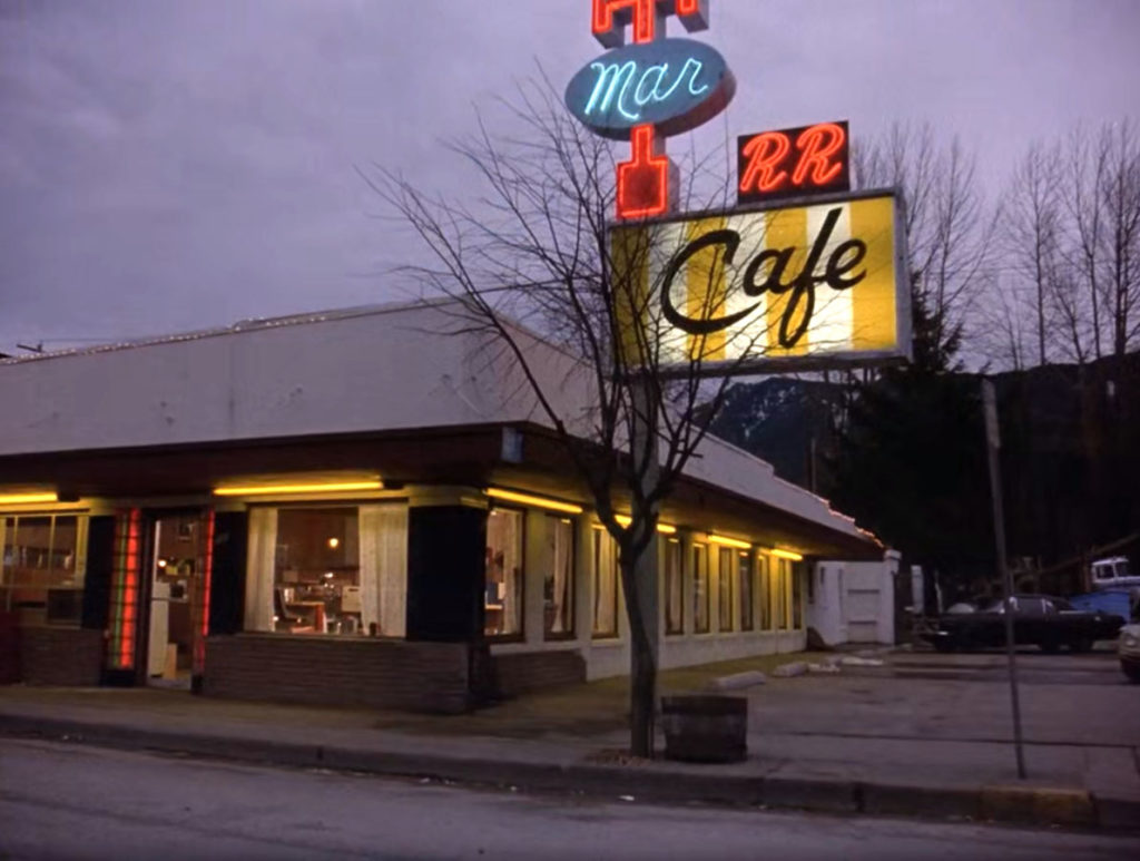 Double R Diner in the Pilot Episode