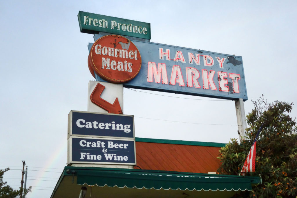 Handy Market sign on May 26, 2019