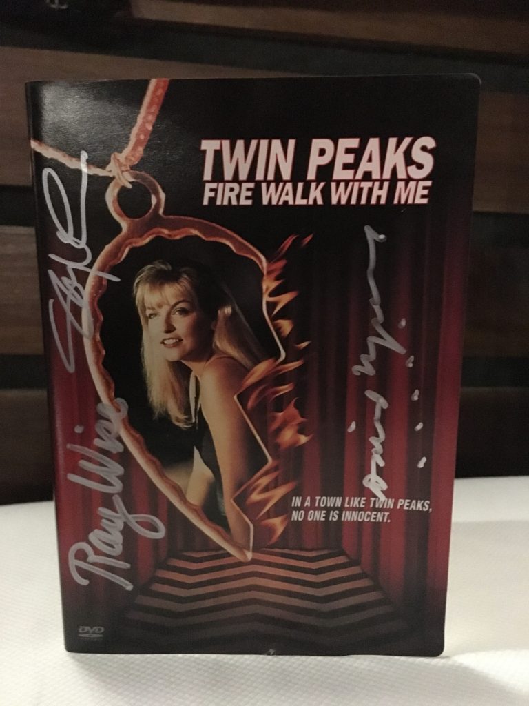 Autographs on Twin Peaks - Fire Walk With Me DVD