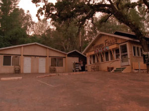 Timber Falls Motel in Episode 1004