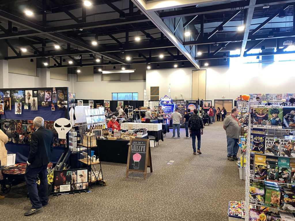 Show floor at Fayetteville Comic Show 2020