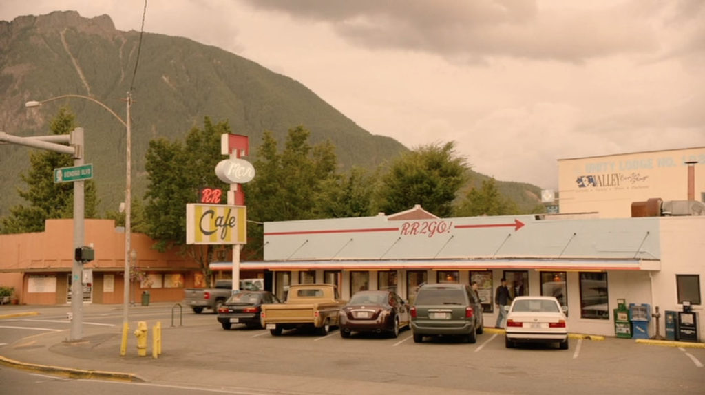 Double R Diner Sign in Part 15