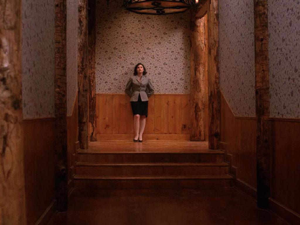 Audrey Horne in the Hall