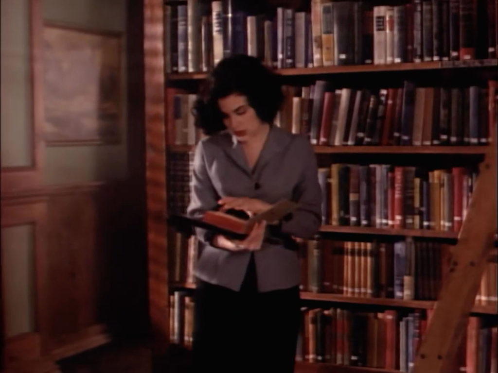 Audrey Horne at the Library