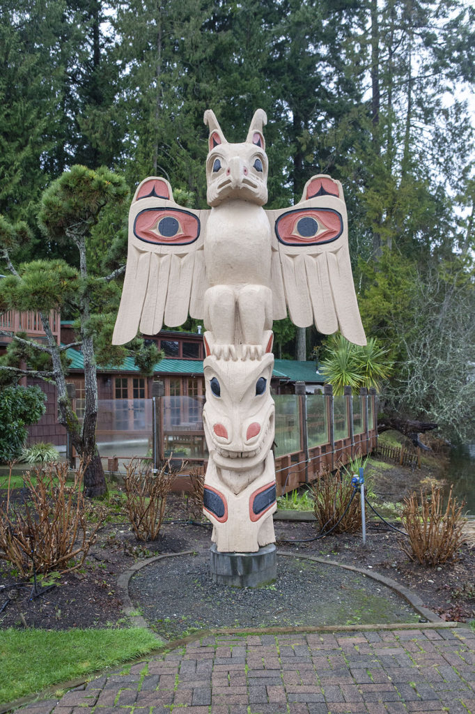 Totem Pole at Kiana Lodge