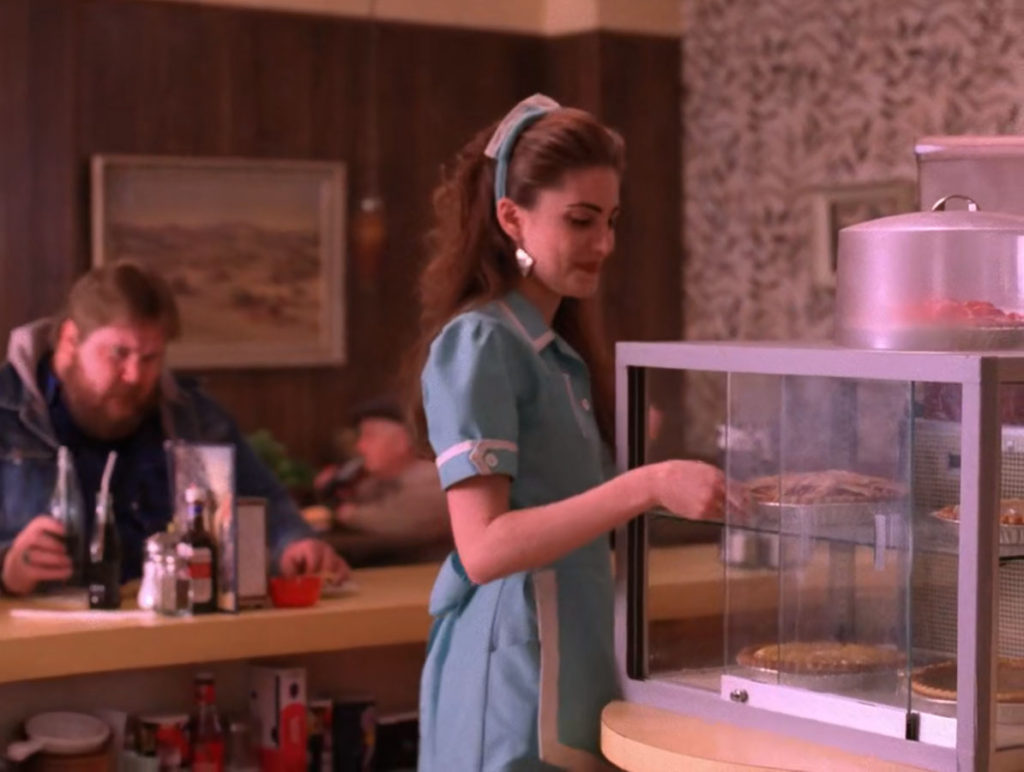 Shelly Johnson getting pie in Episode 2018