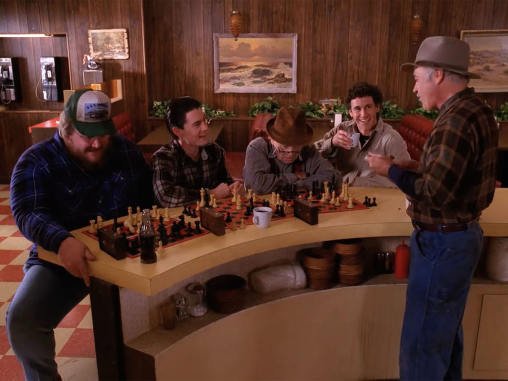A game of chess in Episode 2015