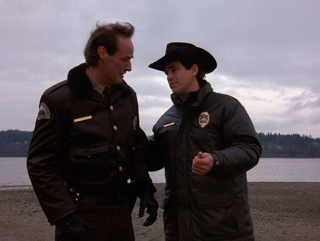 Costuming Peaks - Deputy Andy Brennan in Season 1