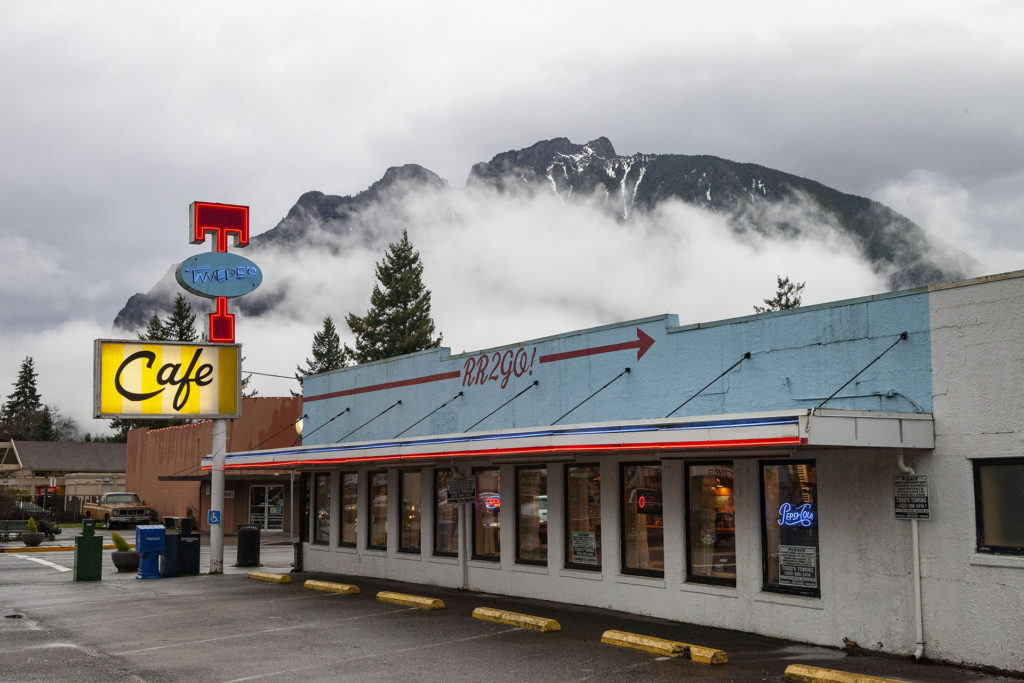 Twede's Cafe and Mount Si