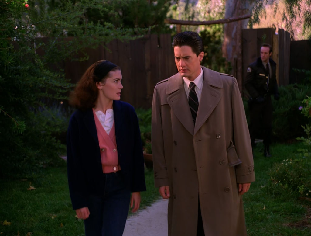 Twin Peaks Film Location - Agent Cooper and Donna Hayward