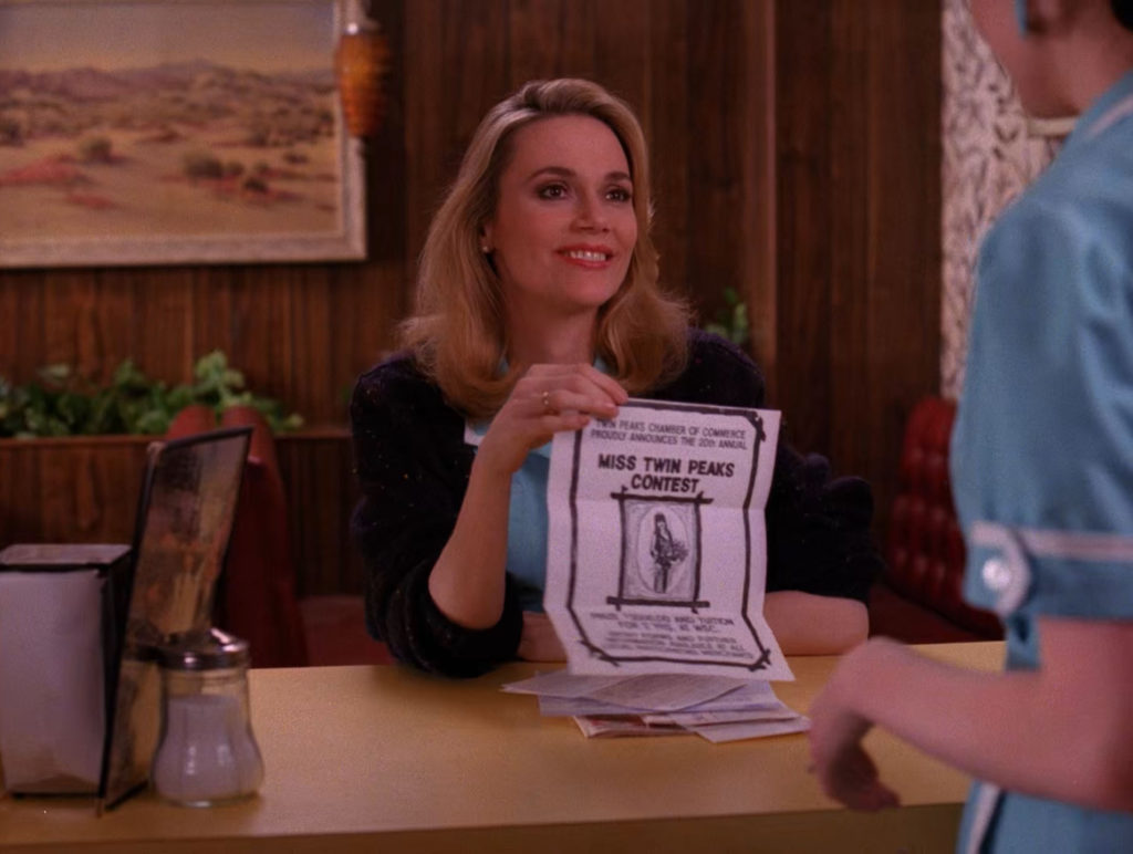Shelly Johnson and Norma Jennings at the Double R Diner
