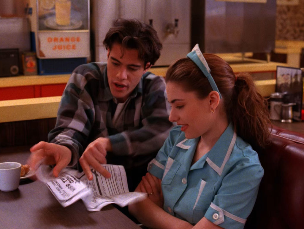 Bobby Briggs and Shelly Johnson at the Double R Diner