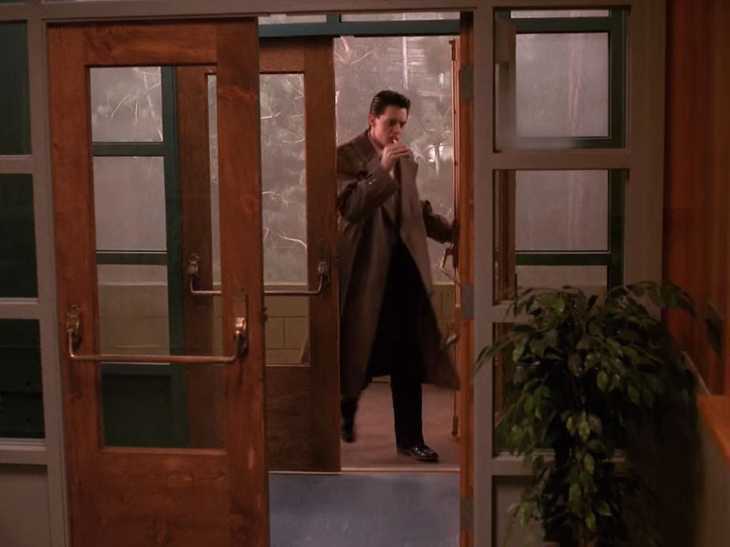 Dale Cooper Arrives at Twin Peaks Sheriff's Department