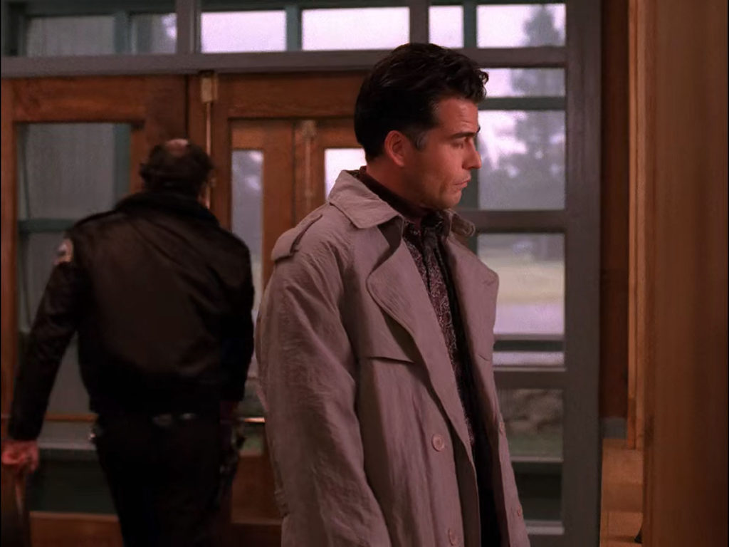 Dick Tremayne at the Twin Peaks Sheriff's Department