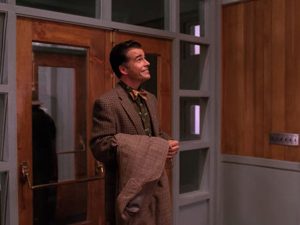 Dick Tremayne at the Twin Peaks Sheriff's Department