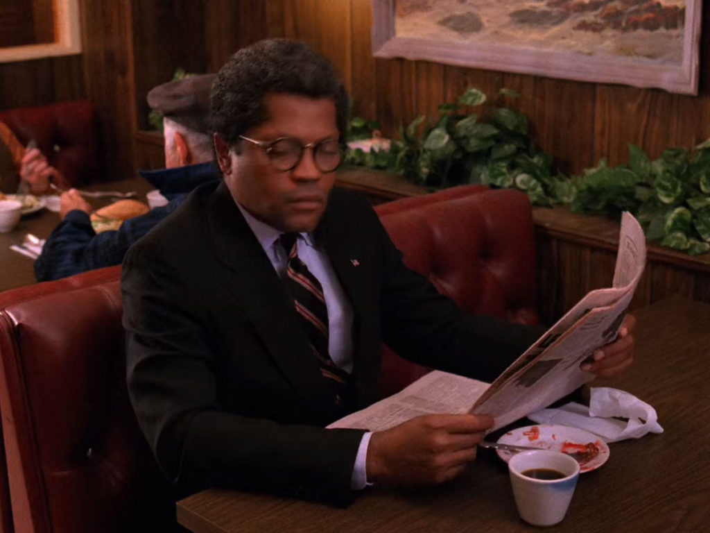 Agent Hardy at the Double R Diner